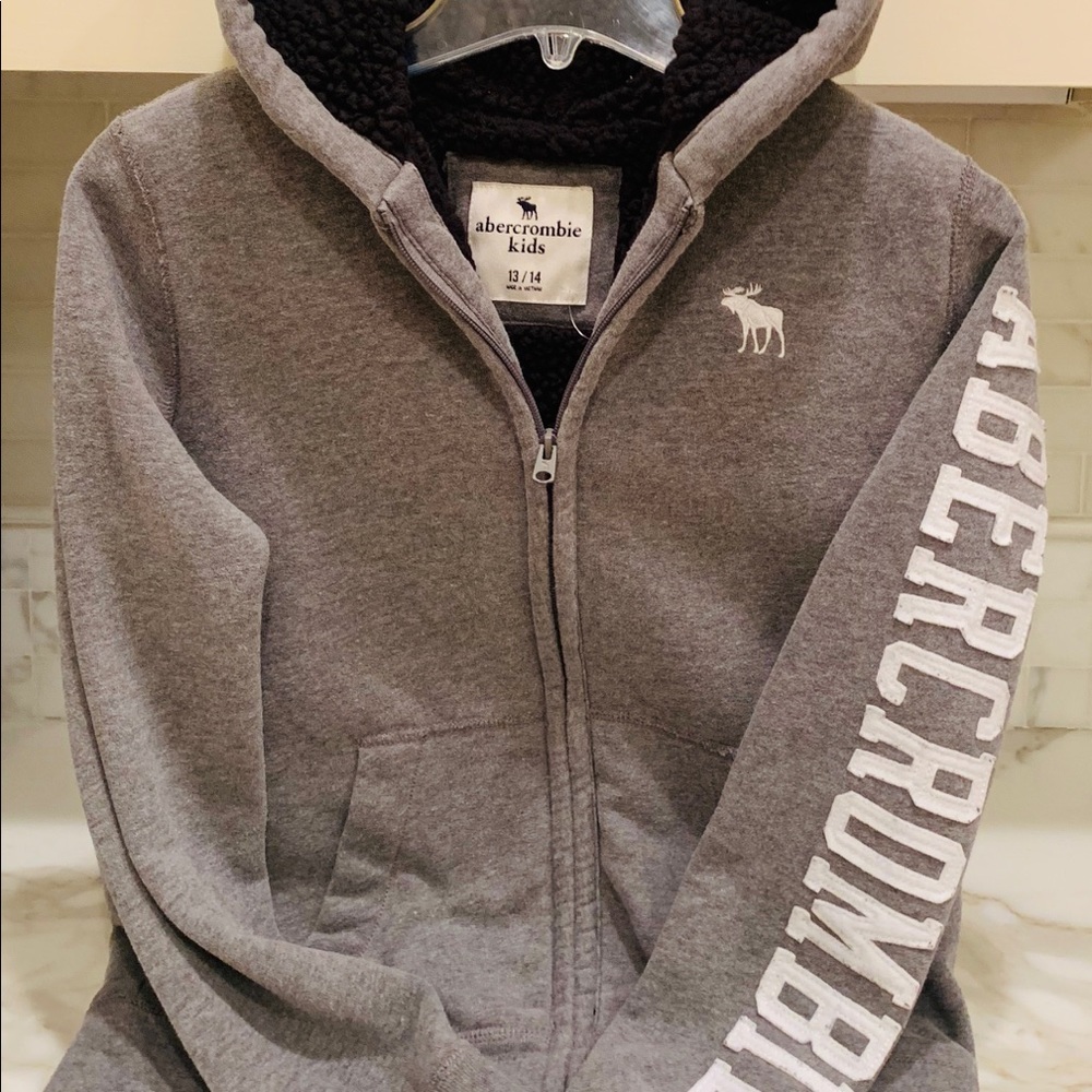 Sherpa Abercrombie zip-up hoodie in gray